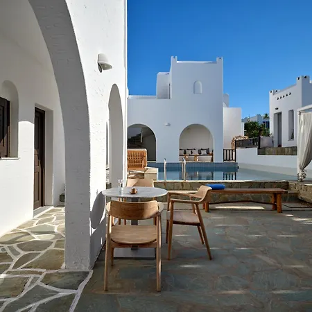 Aella Naousa (Paros)