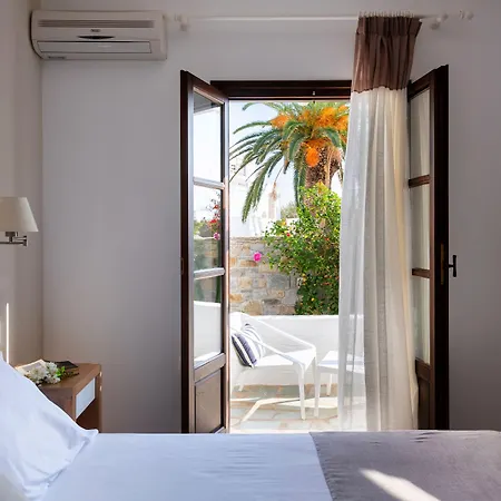 Aella Hotel Naousa (Paros)