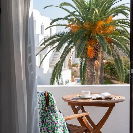 Aella Naousa (Paros)