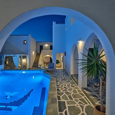 Aella Hotel Nausa