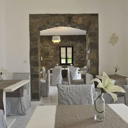 Aella Hotel 3*