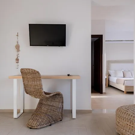 Aella Hotel 3*